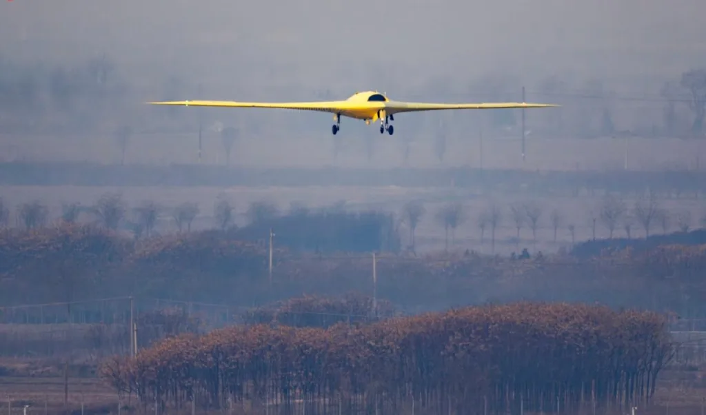 Дежавю для Пентагона: Почему первый полёт китайского CH-7 так напугал военных аналитиков США