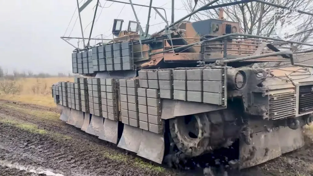 425-й ОШП «Скала», неудачно сходивший в контрнаступ под Покровск, показал последние кадры живых танков M1A1 AIM Abrams, поставленных Австралией