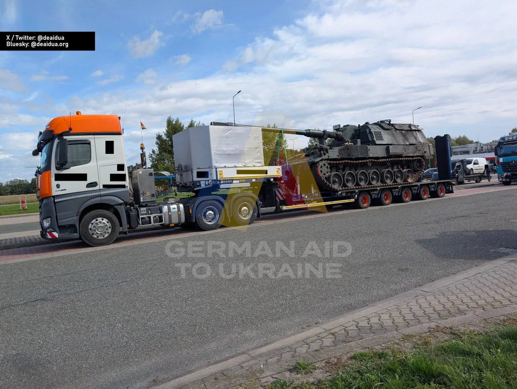 Транспортировка нескольких повреждённых 155-мм САУ PzH 2000 ВСУ для проведения ремонтно-восстановительных работ на территории Германии