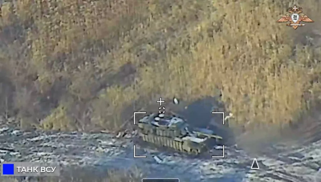 Поражение барражирующим боеприпасом «Ланцет» танка M1A1SA Abrams ВСУ в районе села Николайполье