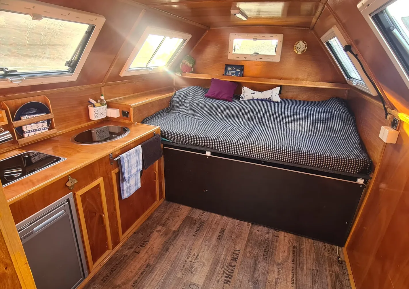 Немецкий ветеран 1968 года превратился в автодом за 3,3 млн рублей