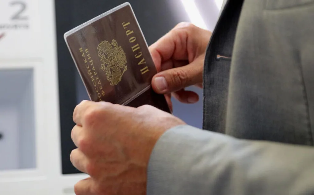 Судимые иностранцы не получат гражданство РФ: украинцам – исключение