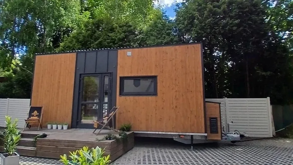 Два отдельных лаунжа и две спальни: Paradiso меняет представление о доме на колесах