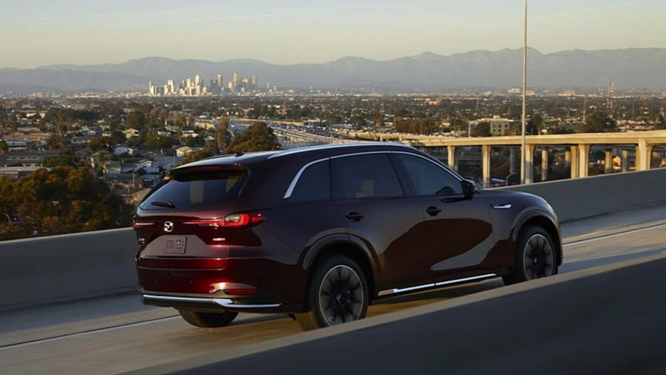 NHTSA проверяет эффективность отзыва Mazda CX-90 из-за проблем с рулевым управлением