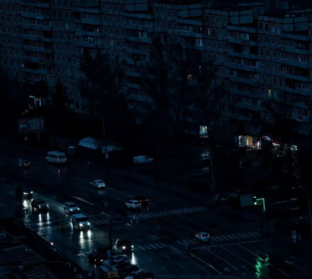 Киев замерзает, Днепропетровск обесточен: на Украине чрезвычайная ситуация в энергосистеме