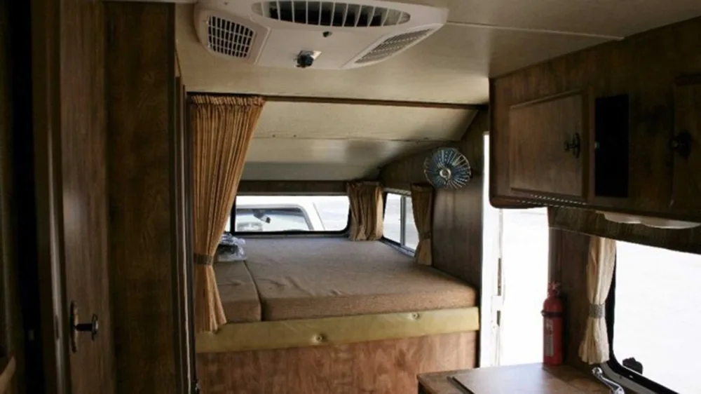 Редкий кемпер Toyota Sunrader 1981 года: дом на колесах из прошлого