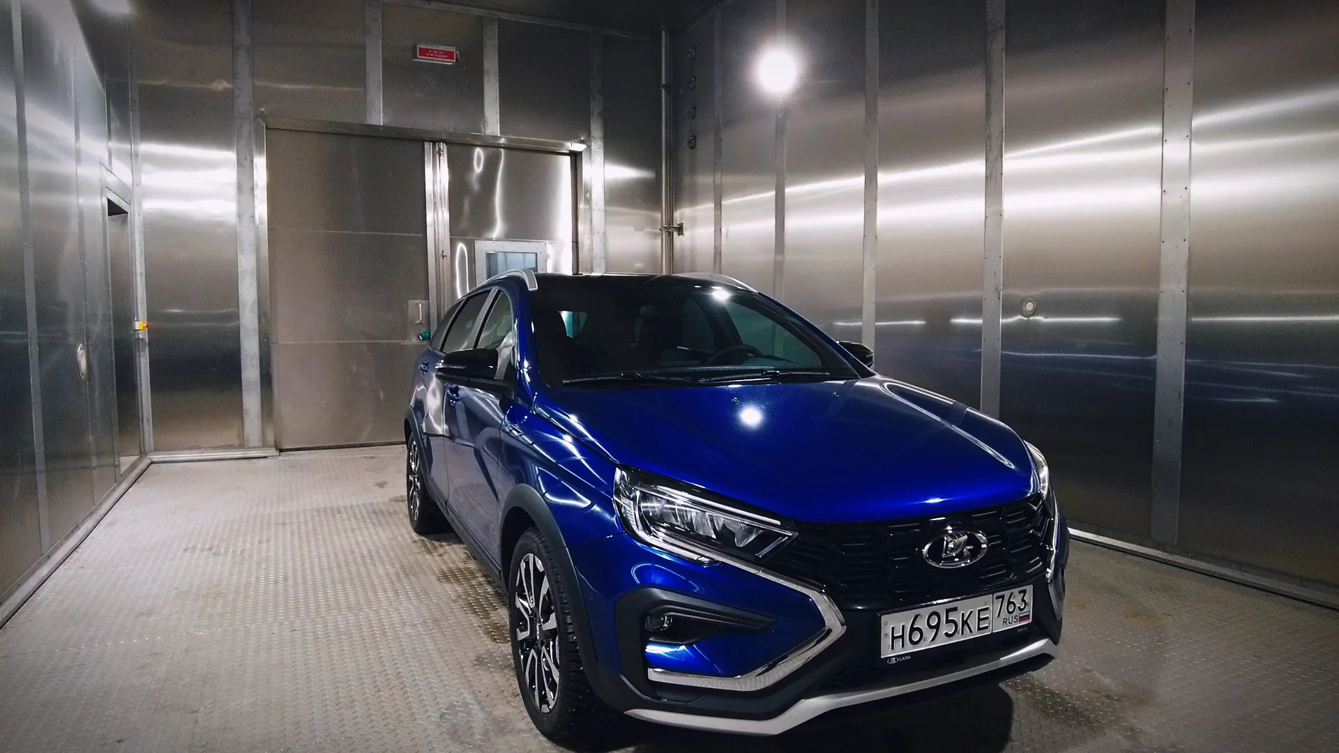 Lada Vesta 2026 проходит испытания холодом в новой климатической камере