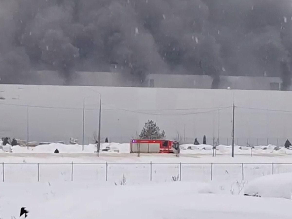 В Калуге вспыхнул пожар на заброшенном заводе Volkswagen — что это значит для региона?0