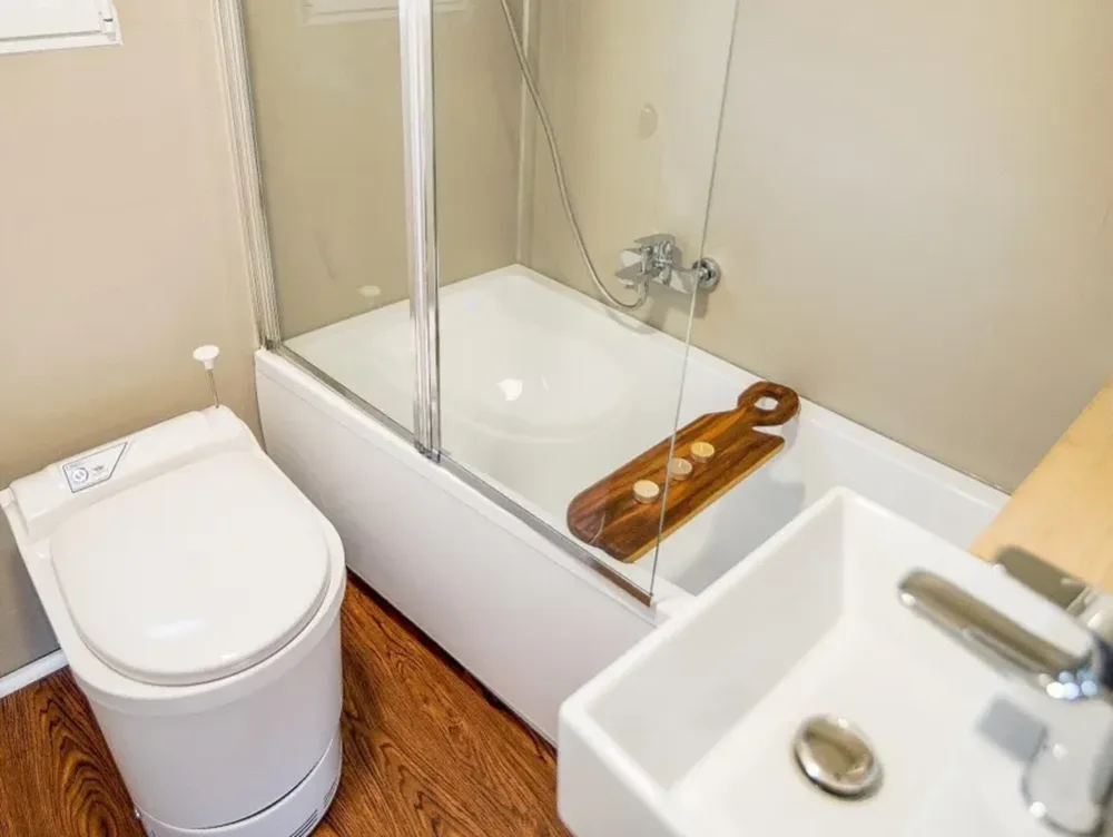 Польский дом на колесах OMG удивил уровнем комфорта и дизайна для семьи