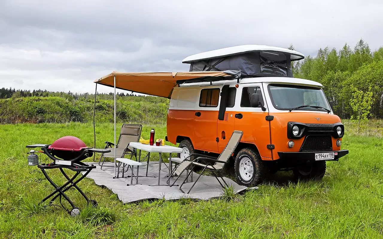 УАЗ «Буханка» превратилась в роскошный кемпер с уникальной подвеской и интерьером — цена и оснащение поражают
