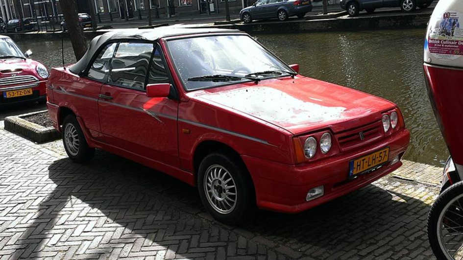 Редкий кабриолет Lada Samara: как «Наташа» стала символом амбиций АвтоВАЗа