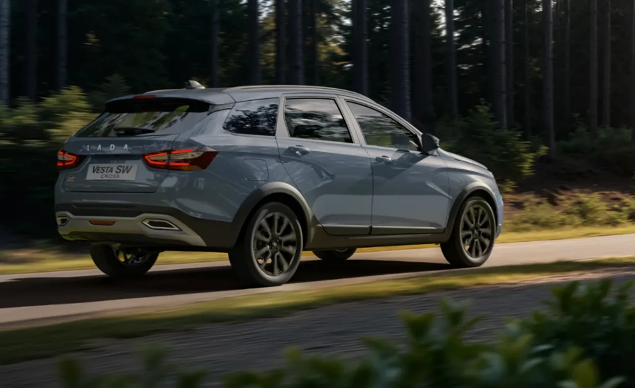 Сравнение Лада Искра, Веста SW Cross и Solaris KRX: цены, двигатели и главные минусы