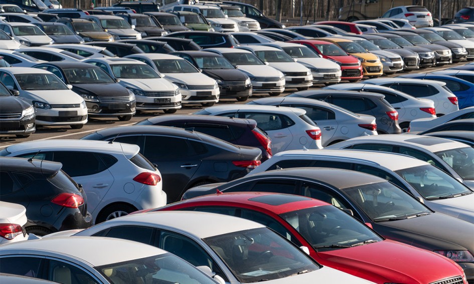 Рынок подержанных авто в России: рекордные траты и новые лидеры