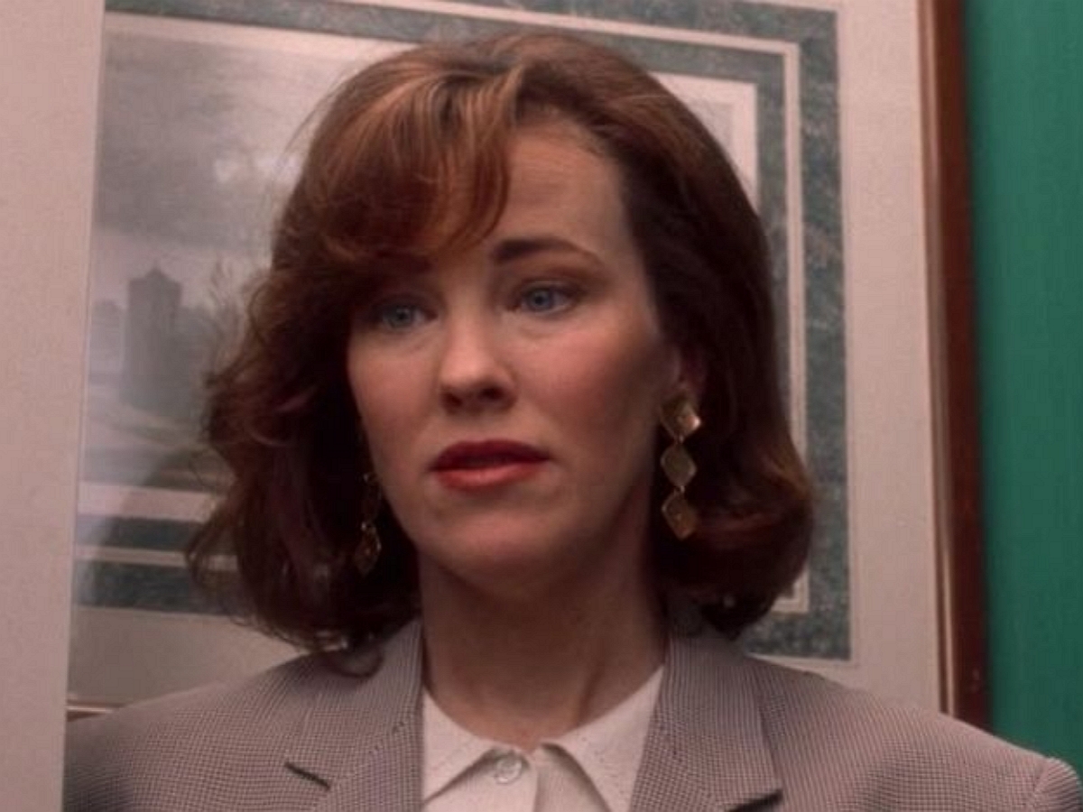 Трагическая утрата: Кэтрин О’Хара, мама из «Один дома», ушла из жизни0