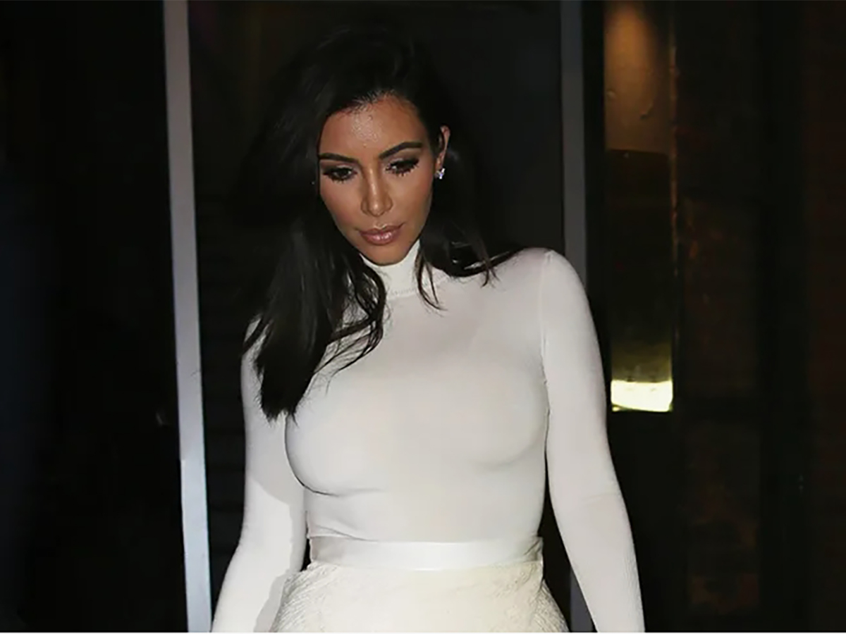 Ким Кардашьян в откровенном белье: как её стиль может изменить ваше восприятие моды0