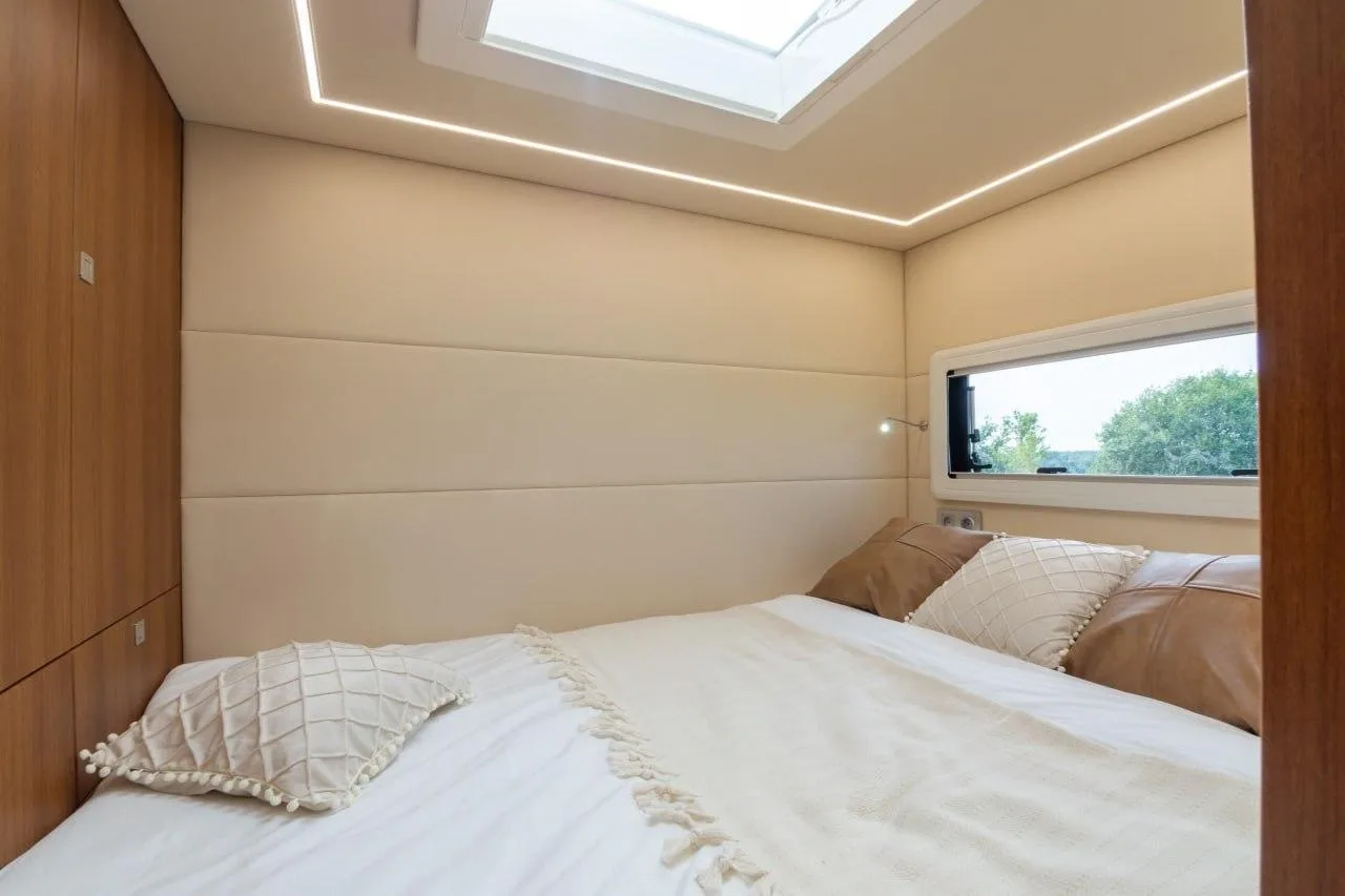 Премиальный автодом на базе КамАЗ-43118: роскошь для охотников и рыбаков