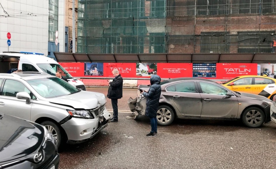 Электронные карточки ДТП: как изменится фиксация аварий на дорогах России