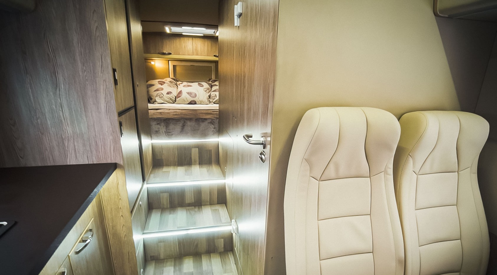 Автодома нового поколения: кемперы на базе ПАЗ Vector Next от нижегородских мастеров