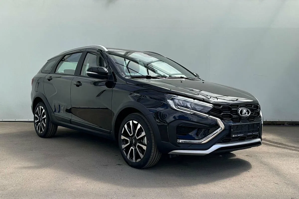 Сравнение расходов на обслуживание Lada Vesta и Haval F7 в 2026 году