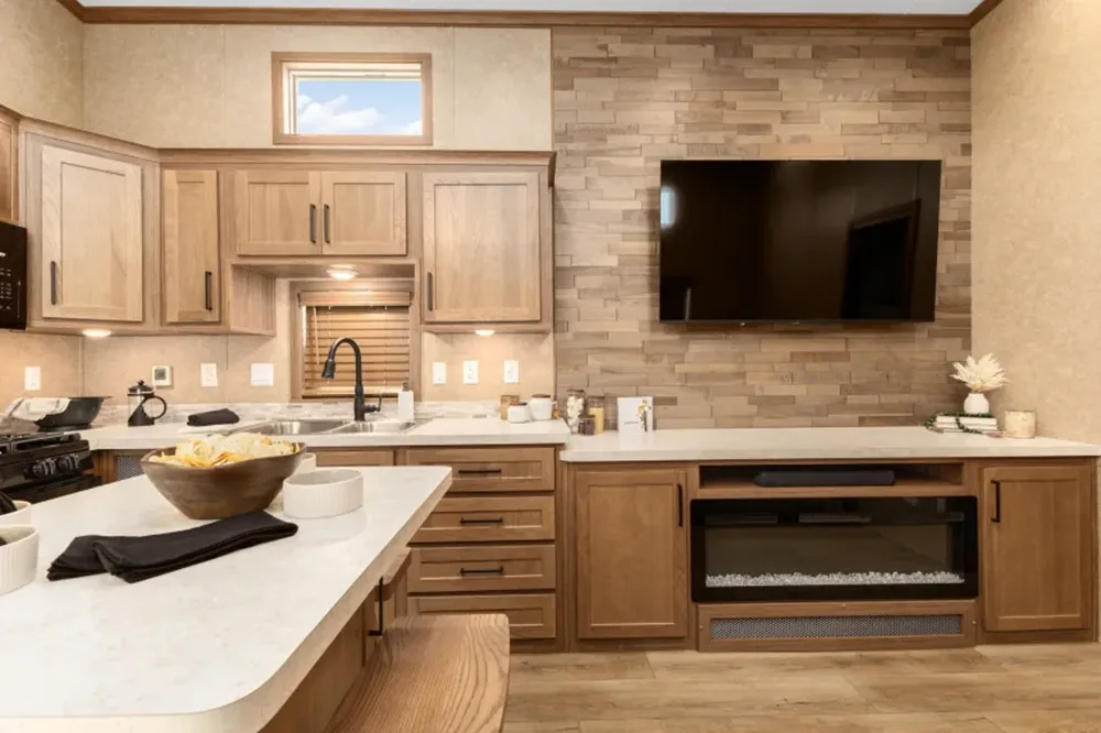 Дом на колесах без чердака: компактный Park Tiny с двумя спальнями для семьи