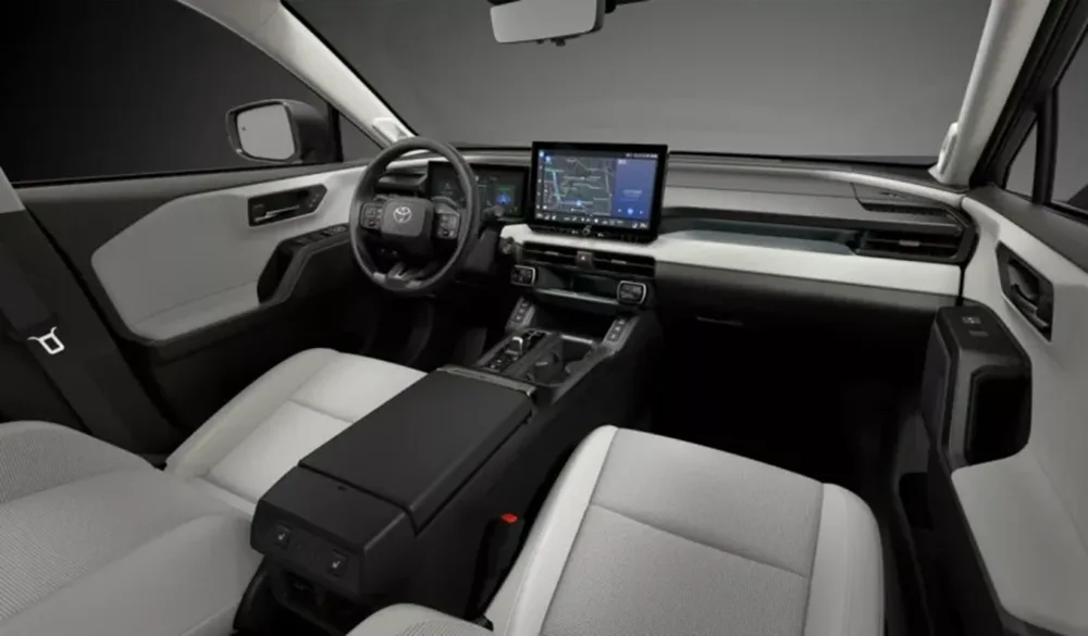 Toyota RAV4 2026 снова в России: цена, комплектации и подводные камни покупки