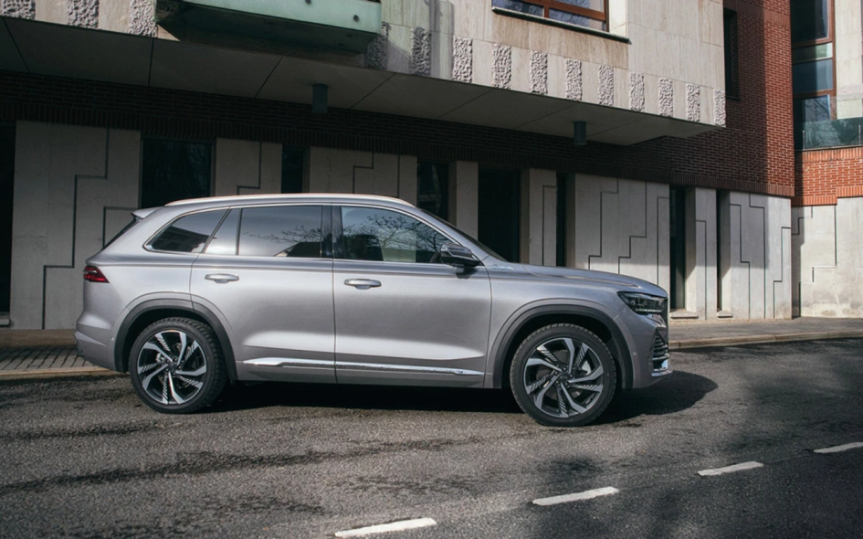 Volga K50 и Geely Monjaro: что связывает две модели