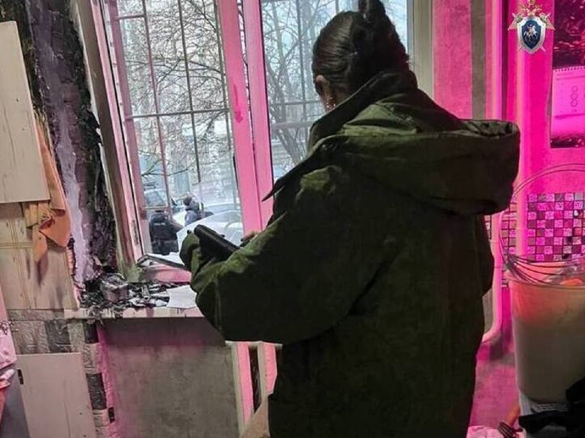 «Шокирующее преступление в Питере: 13-летняя девочка убила мать и оставила безжалостное признание»0