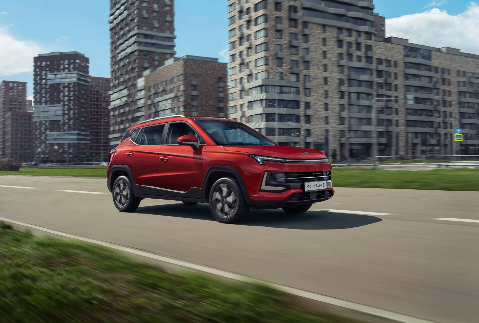 Сравнение Москвич 3, Лада Веста SW Кросс и Haval M6 — неожиданные выводы