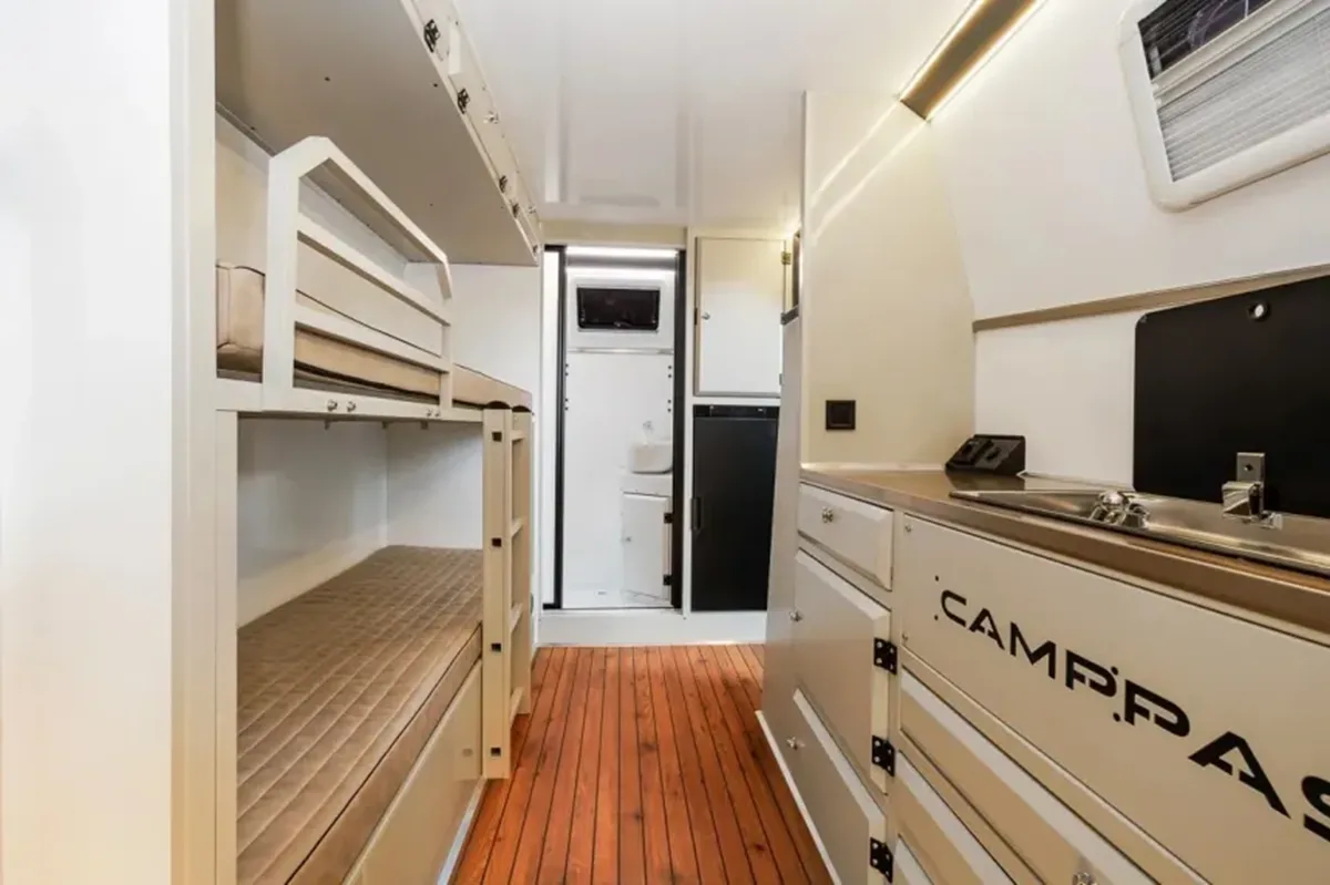 Camppass CR650 - новый взгляд на семейные автодома для дальних путешествий