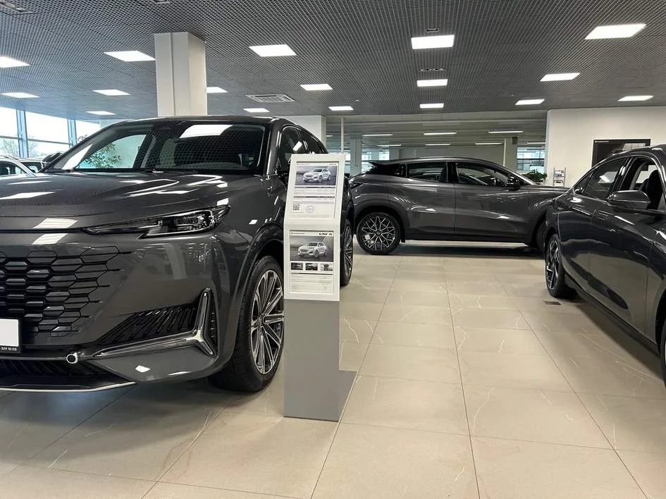 Дилеры китайских авто в России резко снизили оценки своим дистрибьюторам