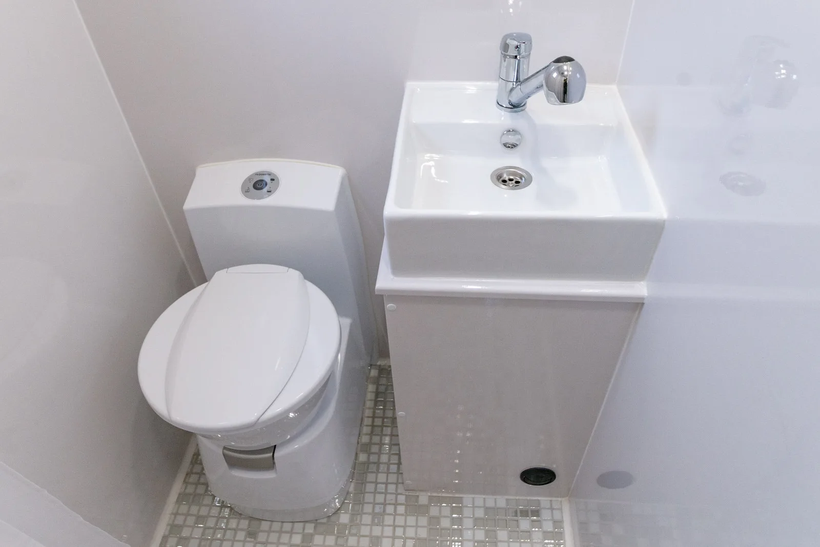 КАМАЗ-люкс: автодом, который удивит даже искушенных — роскошь и комфорт для путешествий