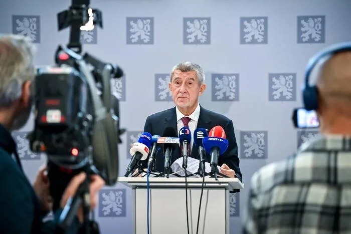 Бабиш заявил, что Украина не получит самолёты L-159