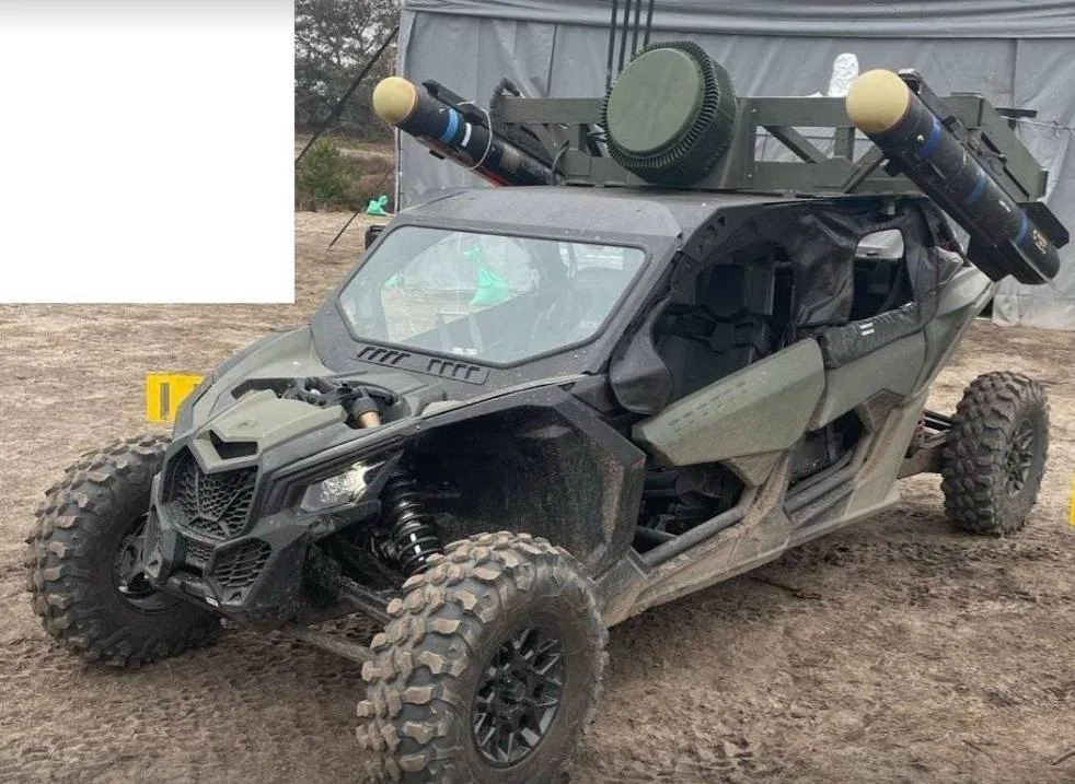 Фотографии американского ЗРК Tempest с ракетами AGM-114L Hellfire LongBow на территории Украины, опубликованные одним из украинских волонтёров