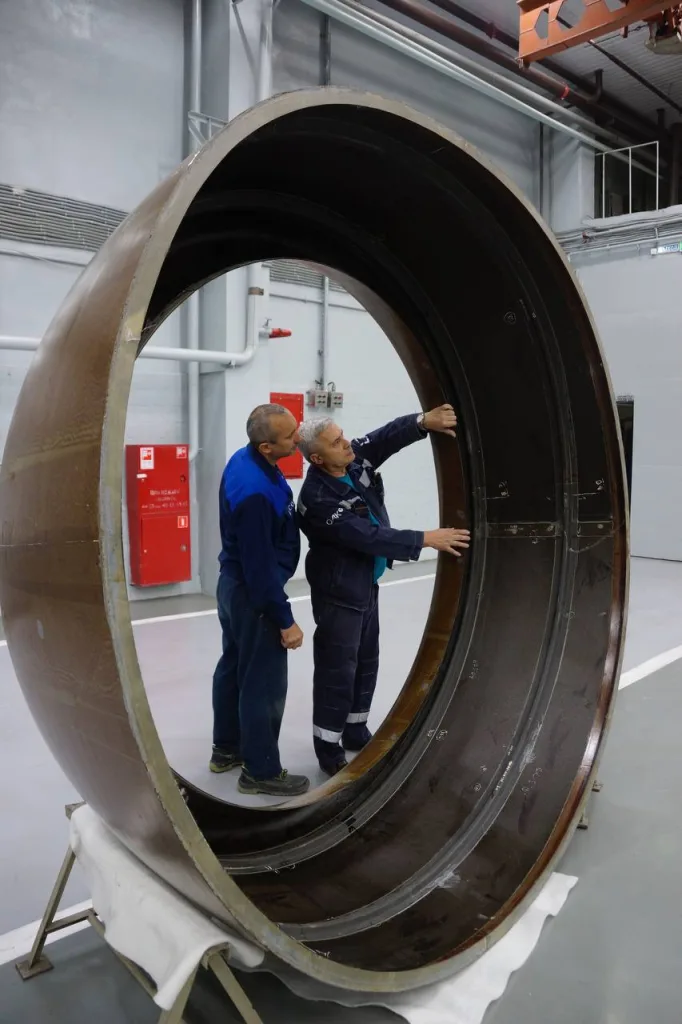 Авиастроители Ростеха нашли способ экономить полмиллиона рублей за один полет