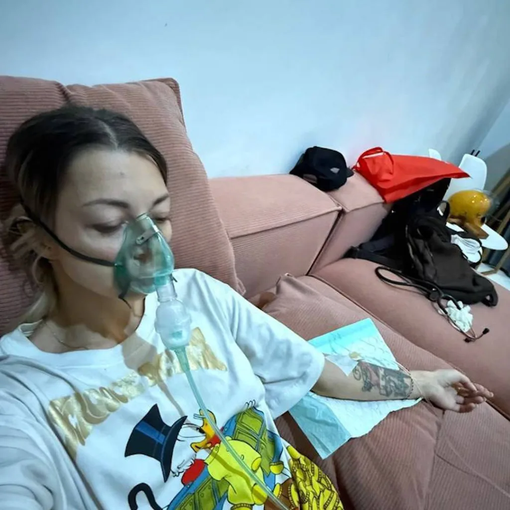 ChatGPT вылечил россиянку на Бали, когда местные врачи оказались бессильны. Историей она поделилась с Shot