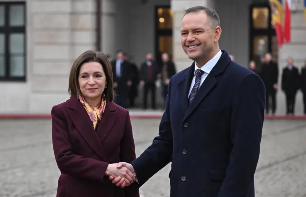 Новый польский балласт: о визите Санду в Варшаву