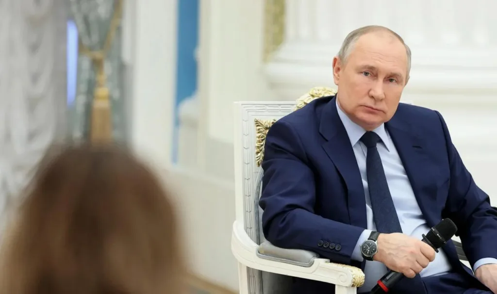 «Уметь чувствовать боль другого человека как свою собственную»: Путин о главном качестве президента