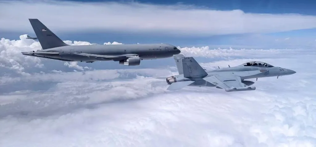 Для каких задач США накопили «разношёрстный»ударный кулак возле Ирана