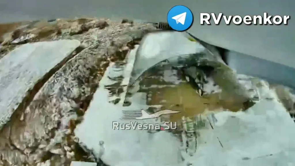 Удары дронов-камикадзе БМ-35 с терминалами Starlink по макетам истребителей и РЛС противника в Полтавской области