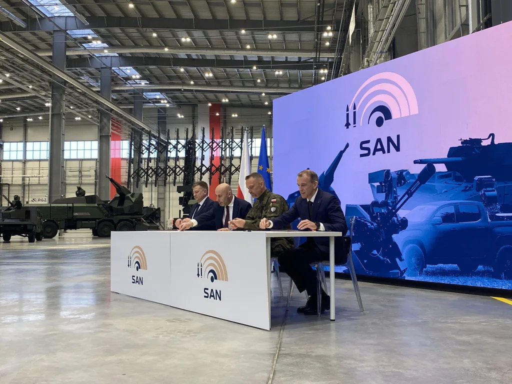 Польша начала создавать «щит» Европы против дронов