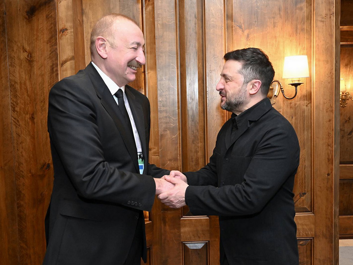 «Это целенаправленная наступление»: Алиев публично обвинил Россию в ударах по посольству Азербайджана в Киеве0