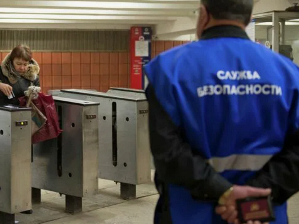 В метро Москвы допустили проверки телефонов пассажиров0