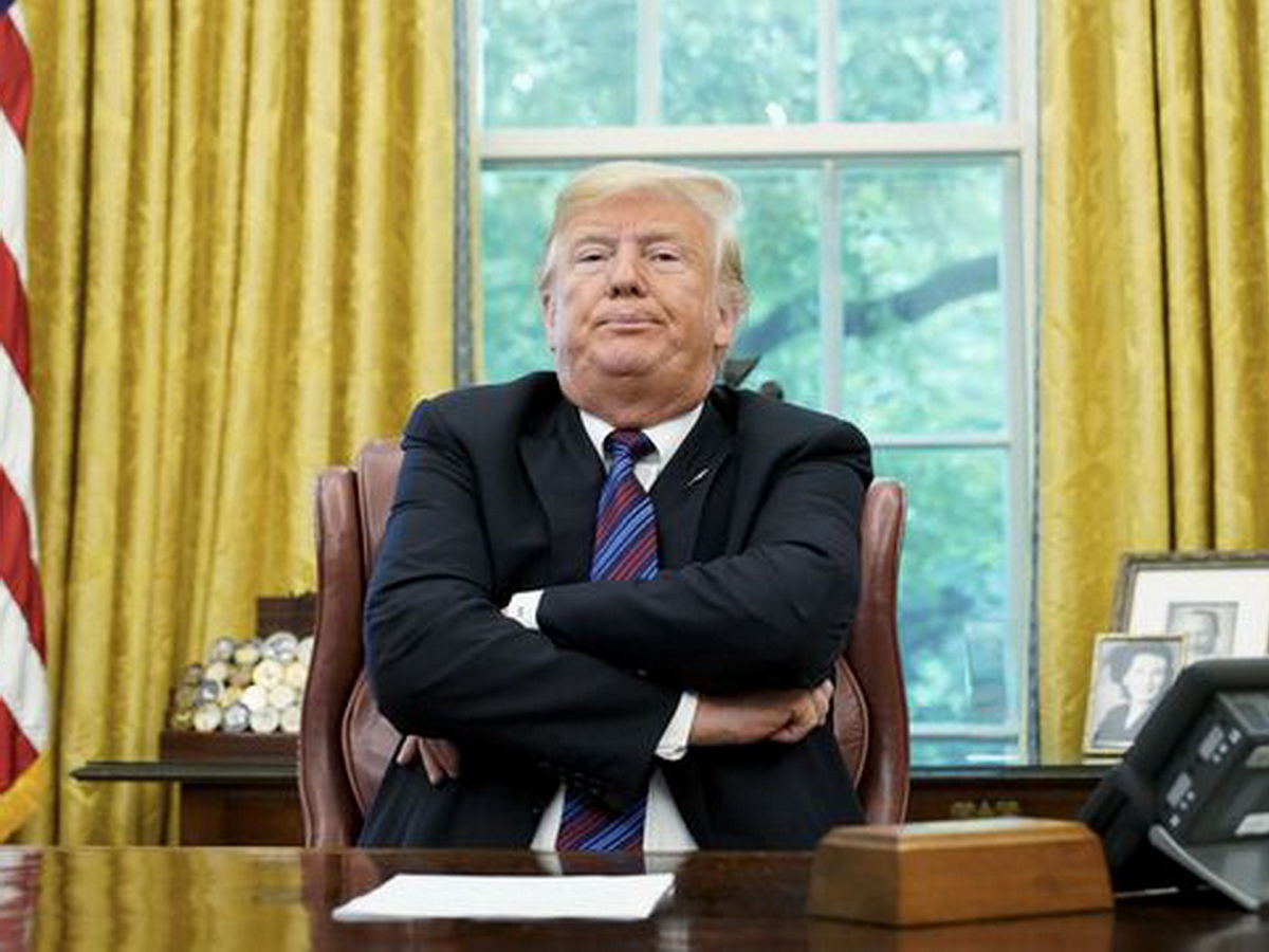 Трамп взбесился из-за шутки на «Грэмми» про Эпштейна и заговорил о 53-м штате0