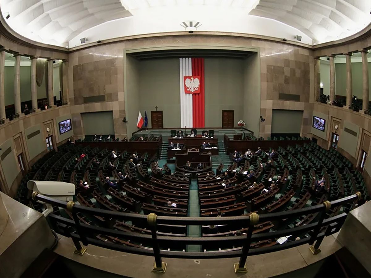 Польша запросит от России репарации за «господство СССР» и уже получила жесткий ответ0