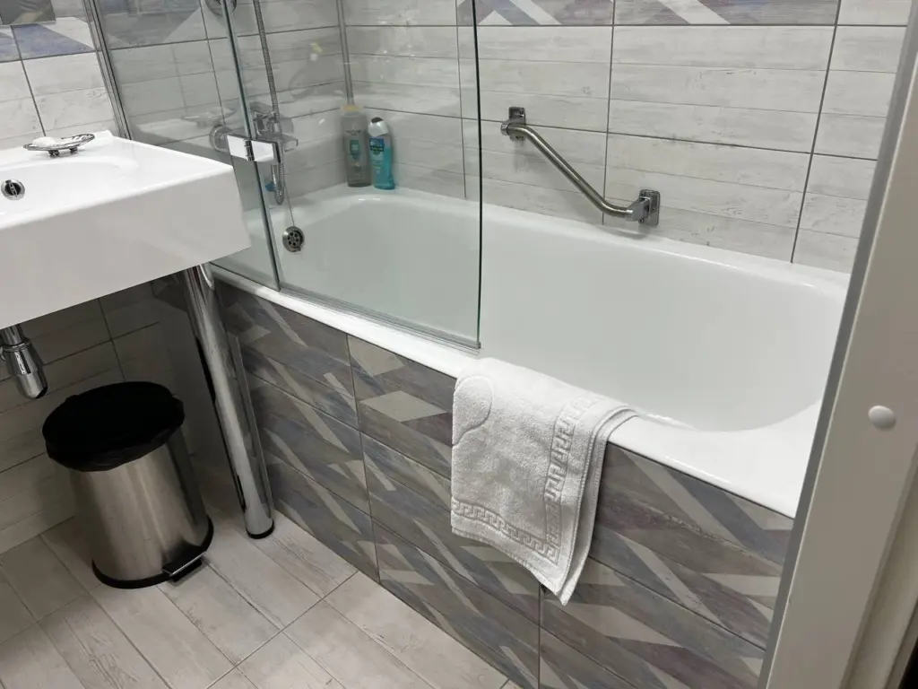 Ванны и душевые устарели: сейчас в на пивке моды этот вариант