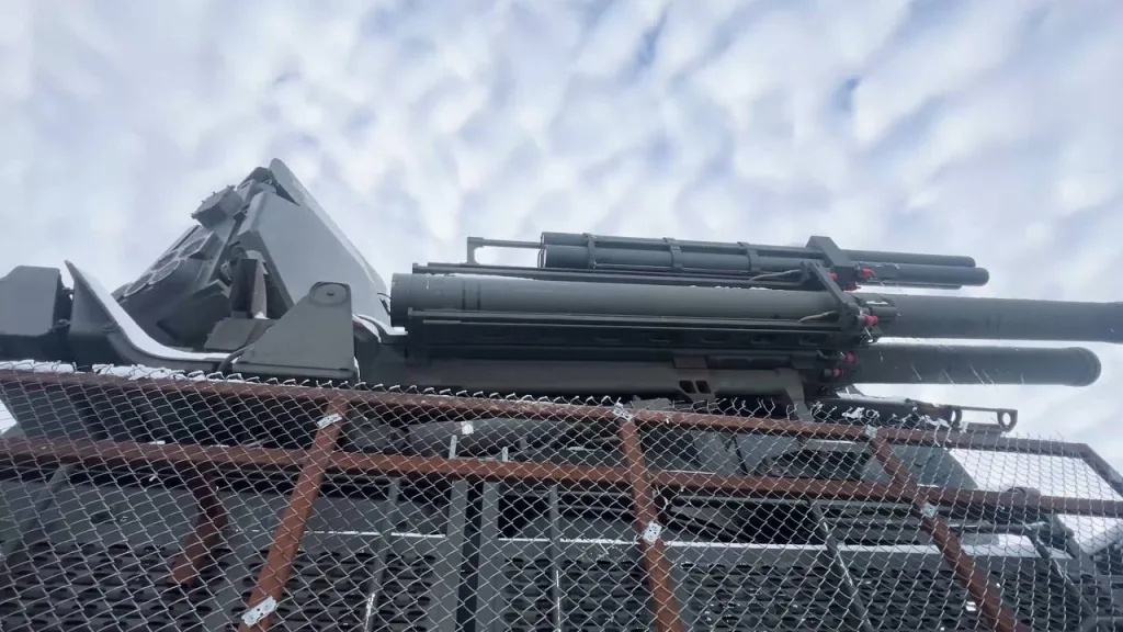 ЗРПК «Панцирь-С1» группировки войск «Восток» с малогабаритными ЗУР ближнего перехвата ТКБ-1055 (19Я6) «Гвоздь»