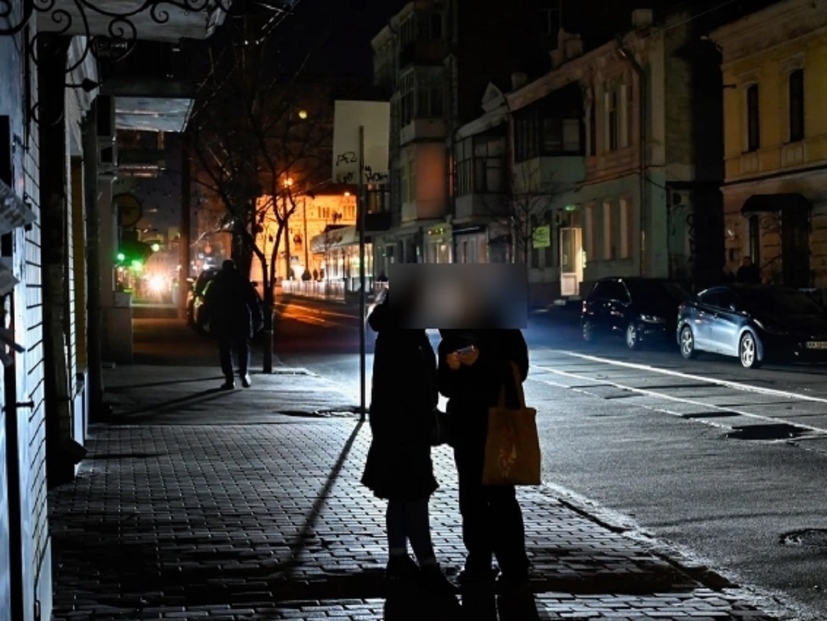 «Довели!»: жители Киева вышли с акциями протеста из-за отключений света и тепла0