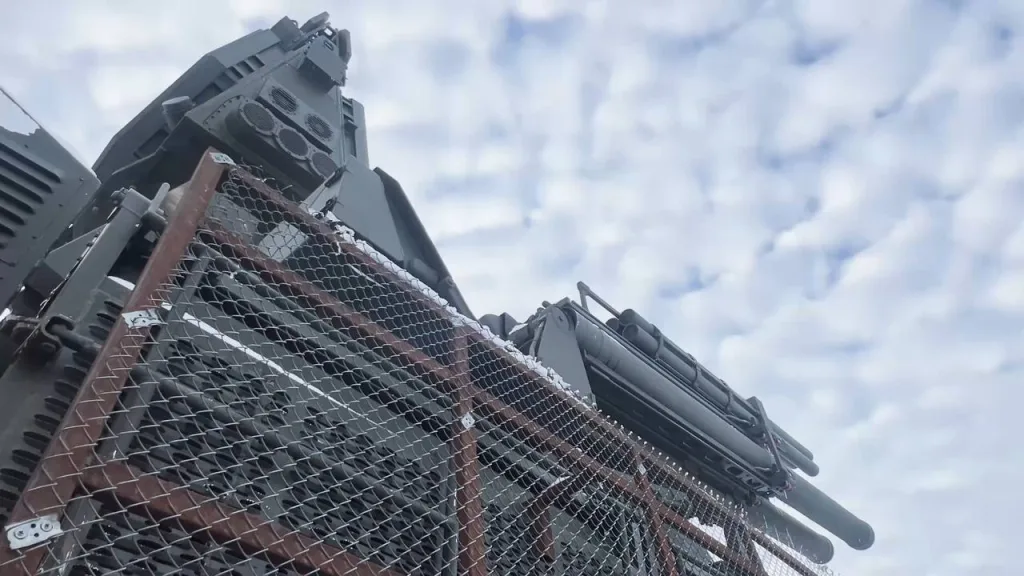 ЗРПК «Панцирь-С1» группировки войск «Восток» с малогабаритными ЗУР ближнего перехвата ТКБ-1055 (19Я6) «Гвоздь»