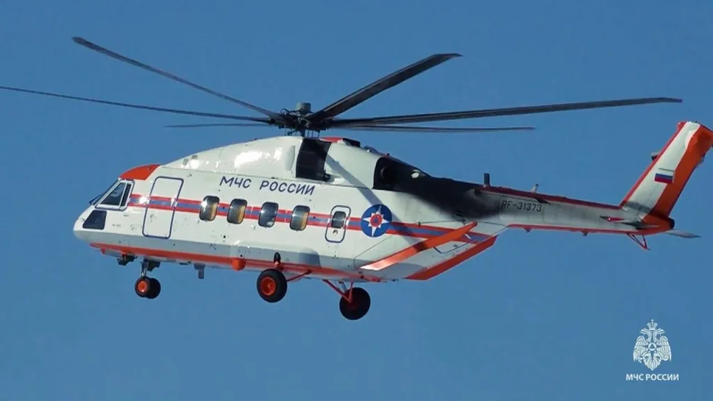 Ростех рапортует, что «КВЗ» передал МЧС России в арктическом исполнении новый поисково-спасательный вертолет Ми-38ПС