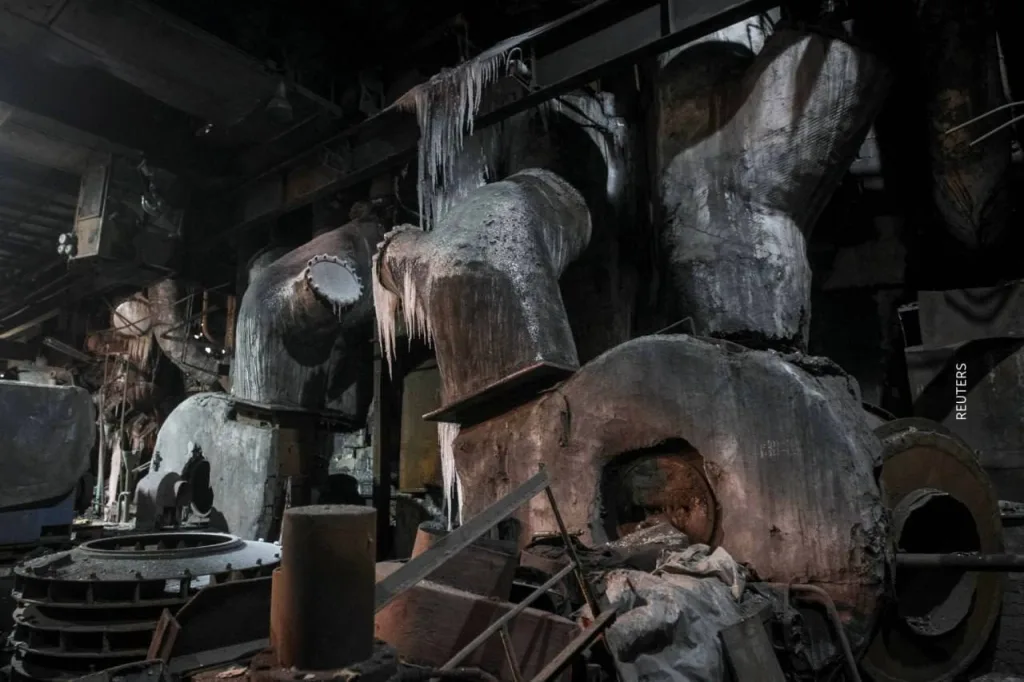 Массированный ракетно-дроновый удар по энергетическому и транспортному каркасу Украины